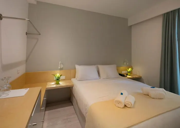 8kto Pensión Skiathos