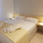招待所 8kto 4*