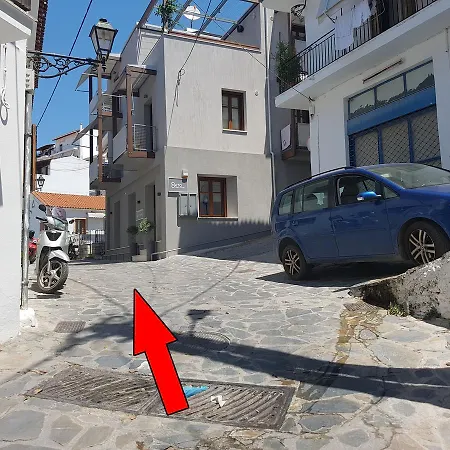 8kto 4* Skiathos stad