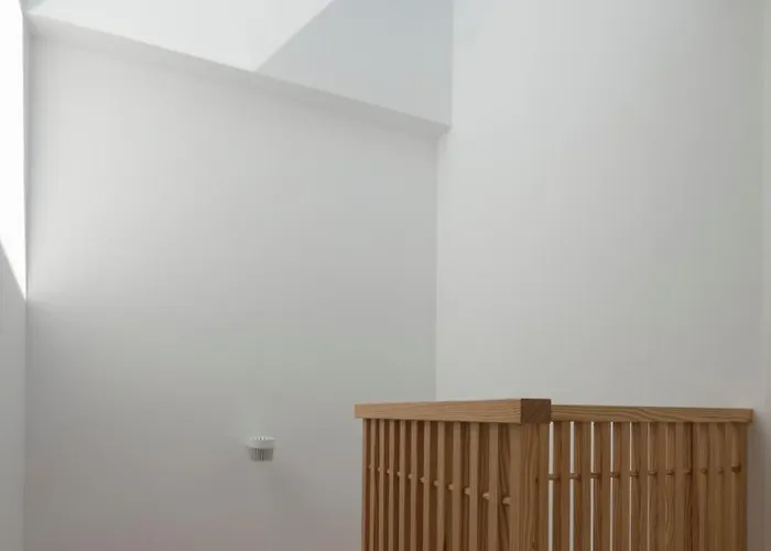 8kto 4* Skiathos stad